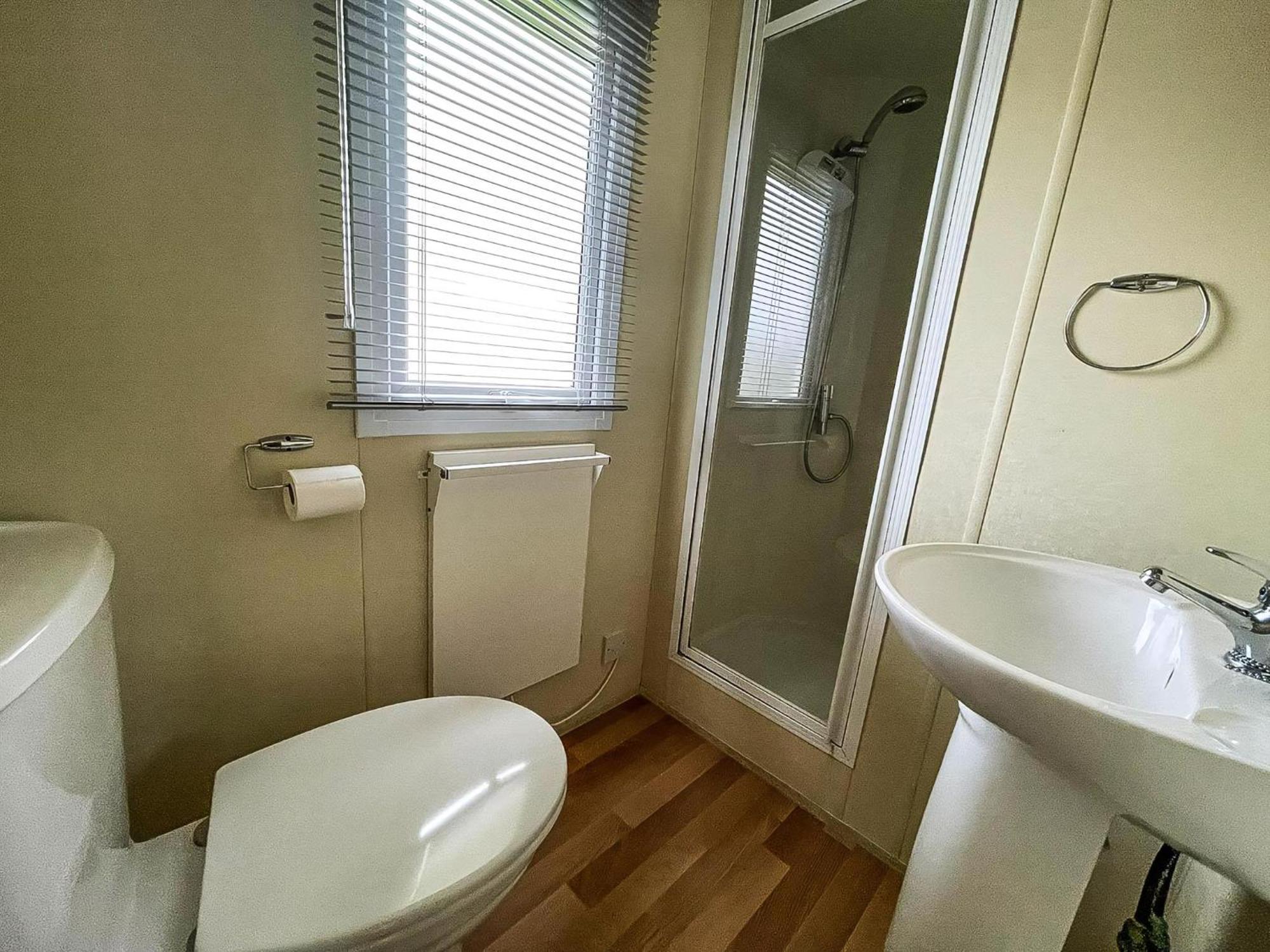 Great Caravan At Breydon Water Holiday Park, Ref 10086B Belton with Browston Exterior foto